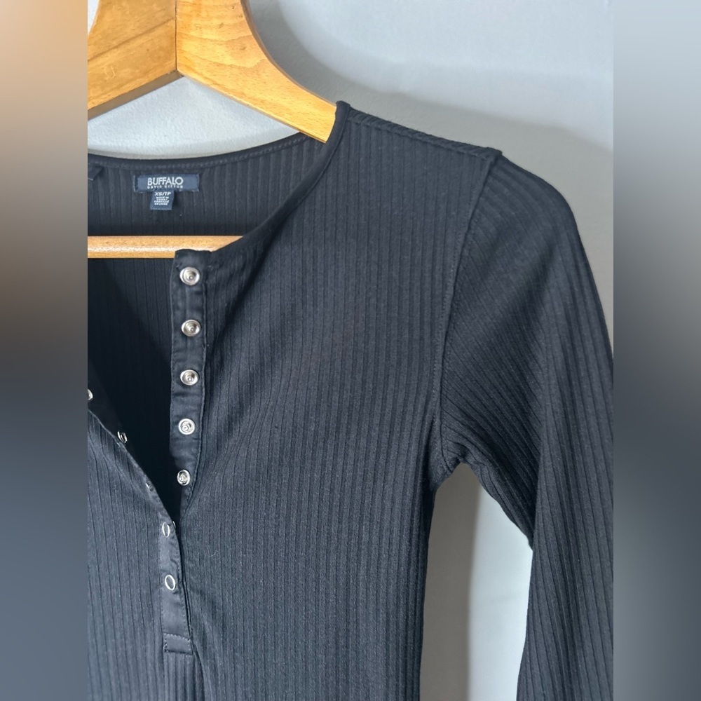 Buffalo ribbed Henley dress - Picture 4 of 10